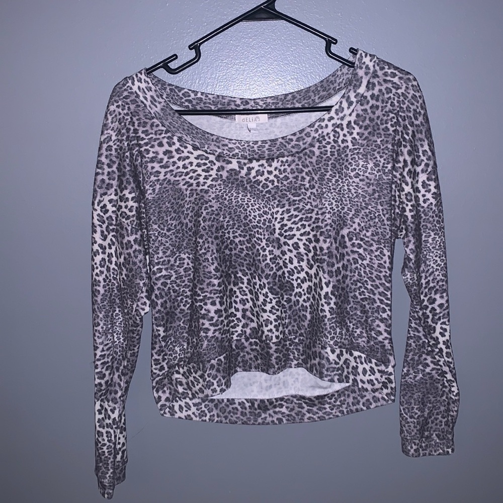 Delia’s gray leopard print crop top.